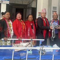 विद्यालयमा पाठ्यपुस्तक अभाव