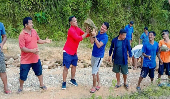 झिसमिसेदेखि साँझ अबेरसम्म काममा भेटिने श्रमिक अधिकृत ‘दर्जी’