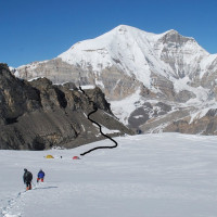 चाडपर्वले सुस्ताएको रङ्गमञ्च