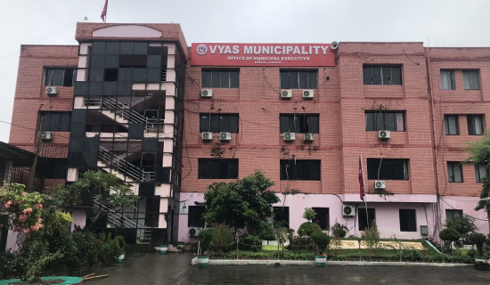 व्यास नगरपालिकाका ११४ करार कर्मचारीको जागिर जोखिममा