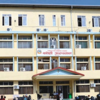 वर्षाले धानबाली भित्र्याउन किसानलाई सकस