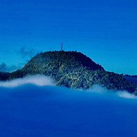 आन्दोलनले रोकिएका यात्रुहरूको विमानस्थलमा भिड (फोटो फिचर)