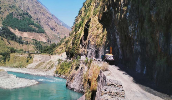 महाकाली कोरिडोर कालोपत्रे गरिँदै