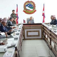 सेनेटरी प्याड बनाउन छात्राहरुलाई तालिम