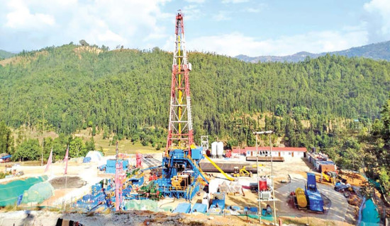 फुटबल विवाद उत्कर्षमा : एन्फामा तीन गुटको रस्‍साकस्‍सी