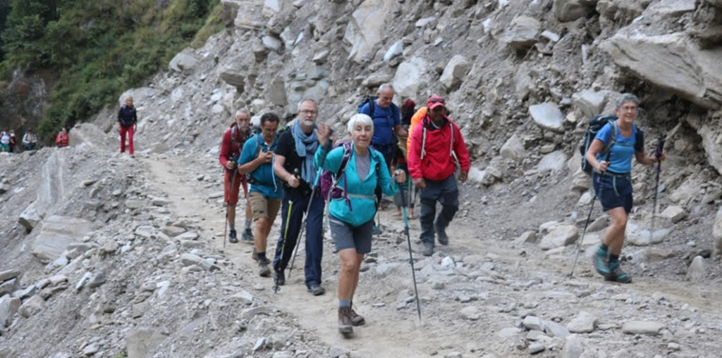 मौसम खुलेसँगै मनास्लु क्षेत्रमा पर्यटकको चहलपहल बढ्यो