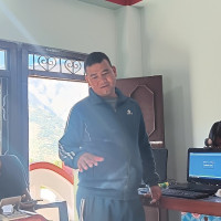 सगरमाथा चुम्न सङ्घर्षरत क्यारोलिना