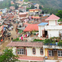 बत्तिस वर्षमा व्यावसायिक उडान