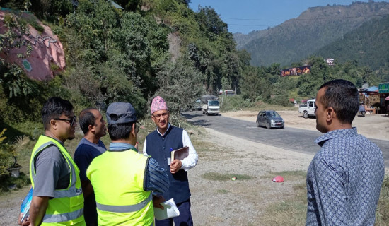 निर्माणाधीन नागढुङ्गा-मलेखु सडक खण्डको अनुगमन