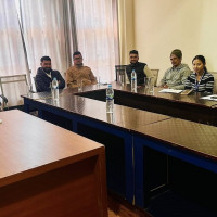 प्रधानमन्त्रीले लिनुभयो उपप्रधानमन्त्रीको स्वास्थ्यस्थितिबारे जानकारी