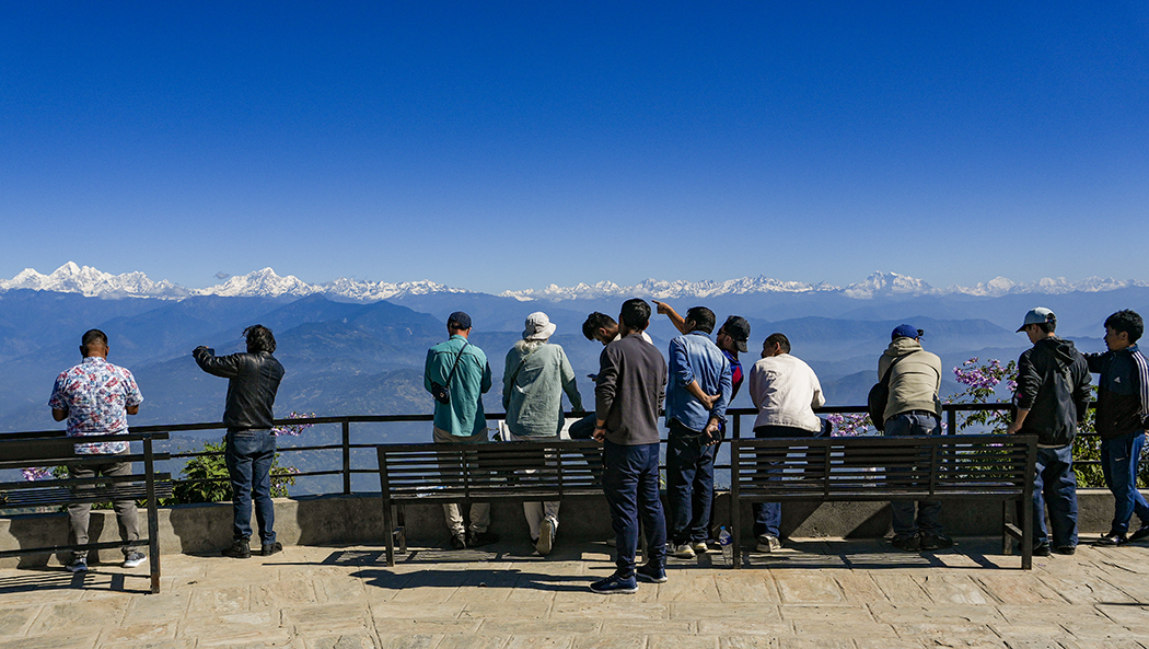 नगरकोटबाट देखिएको हिमशृङ्खला (फोटो फिचर)