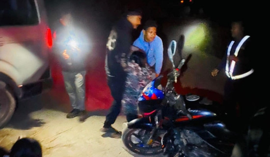 गोरखाा माइक्रोबस दुर्घटना : १७ जना घाइते