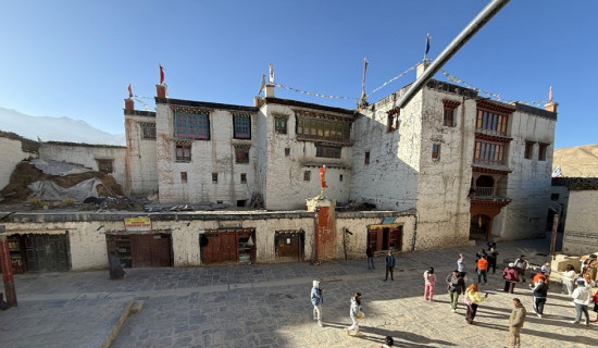 गर्भवतीलाई पोषण भत्ता वितरण