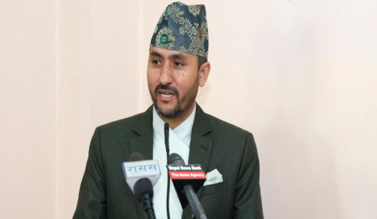 दुःख र सङ्घर्षमा पनि खुसी हुन सकियो भने जीवनभर धेरै समय दुःख हुँदैन : मन्त्री खरेल