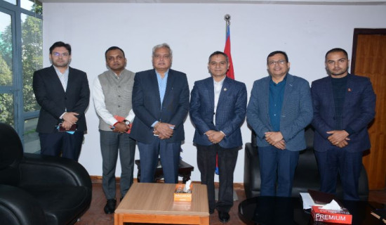 गृहमन्त्री अर्याल र भारतीय राजदूतबीच भेटवार्ता