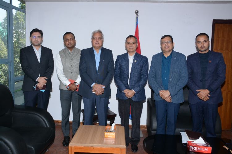 गृहमन्त्री अर्याल र भारतीय राजदूतबीच भेटवार्ता