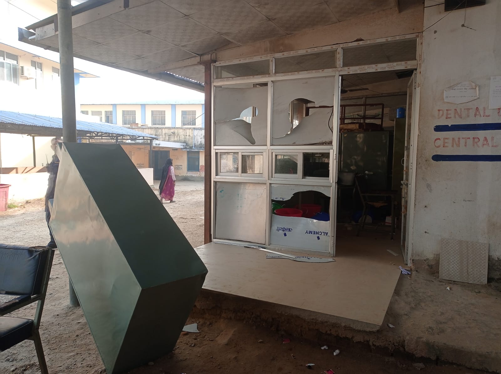 गजेन्द्रनाराण सिंह अस्पतालको सेवा ठप्प