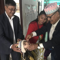 खर्च अभावमा तीन वर्षदेखि साङ्लोमा अम्बिका