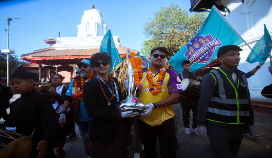 नेकपामा भीम रावलको स्वागत