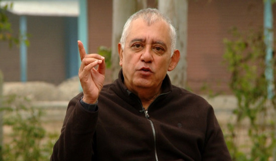 केन्द्रीय समितिमा डा. शशाङ्कको मध्यमार्गी प्रस्ताव – विशेष महाधिवेशन पक्षधरको भावना समेटिने समाधान खोजौं