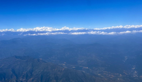 हवाईजहाजबाट देखिएको हिमशृङ्खला