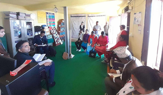 टोल–टोलमै पुगेर स्थानीयलाई सेवा प्रवाह