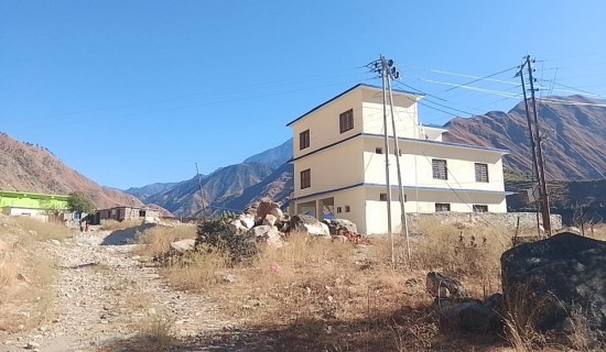 दुर्गम गाउँमा सुविधा सम्पन्न स्वास्थ्य भवन निर्माण