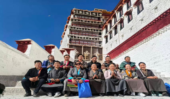 ‘तिब्बती चाहन्छन् कोरलाबाट नेपाल घुम्न’