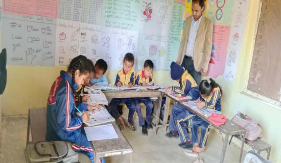 हट्यो बार्दलीमा पढ्नुपर्ने बाध्यता