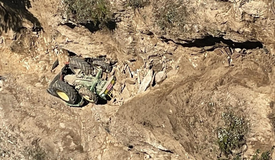 ट्याक्टर दुर्घटनामा एकजनाको मृत्यु, दुई घाइते