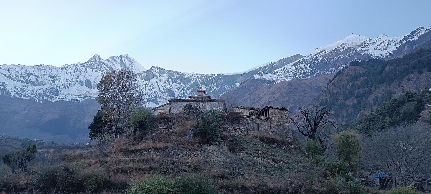 मुस्ताङको इतिहास बोकेको मेकी ल्हखाङ बौद्ध गुम्बा