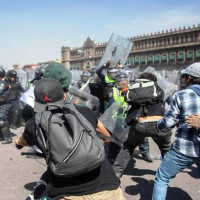 गाउँमा चर्खे र लिङ्गे पिङकाे रौनक