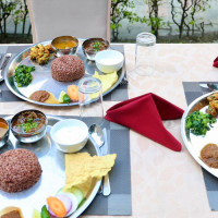 देश र जनताको हितका लागि काम गर्नुपर्छ : प्रधानमन्त्री