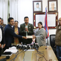 बागमती नदी किनारका बेवारिसे सवारी साधन हटाउन सुरु