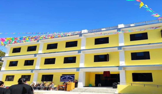 नगरपालिकाभित्रकै विद्यालयमा विद्यार्थीभन्दा शिक्षक बढी