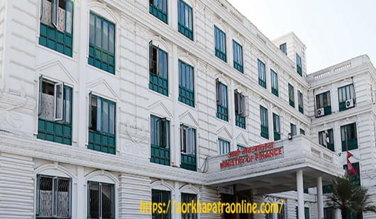 प्रधानमन्त्री प्रचण्डसँग आइसिसीका अध्यक्ष बार्कलेको शिष्टाचार भेट