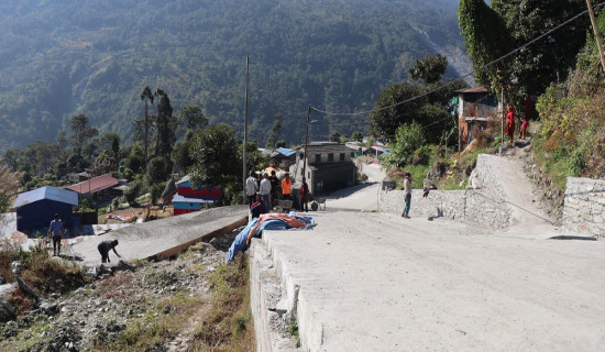 कर्मचारी अभावले प्रतापपुरको सेवाप्रवाहमा प्रत्यक्ष असर