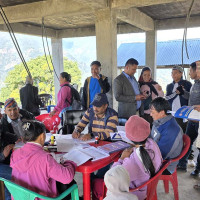 तत्कालीन र दीर्घकालीन रुपमा समस्या समाधान गर्ने प्रतिबद्धता