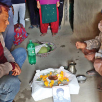 हिमपातले पर्यटक अलपत्र