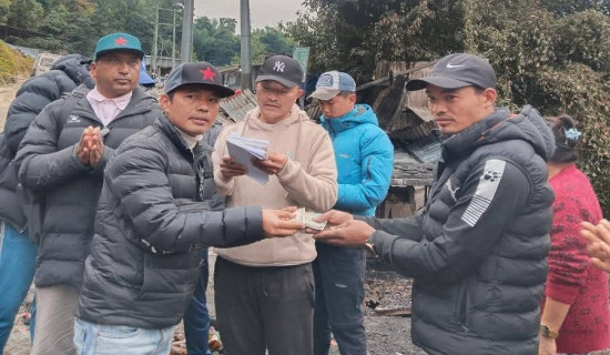 तमोर नदीमा काठे पुल निर्माण गरेर यातायात सञ्चालन