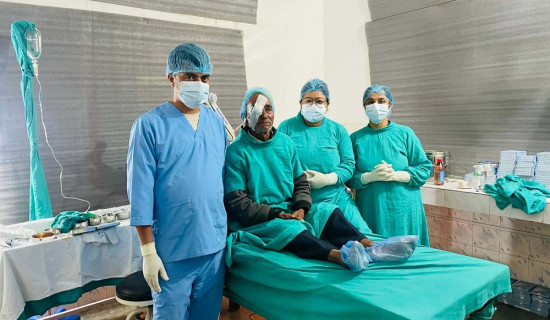 वडा–वडामा आँखा जाँच : मोतियाबिन्दु भएका ३२ को शल्यक्रिया