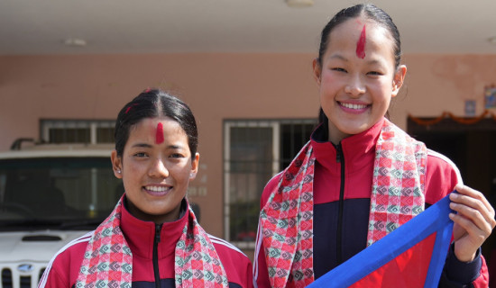 विश्व कराते च्याम्पियनसिपमा एरिका र सानुमाया