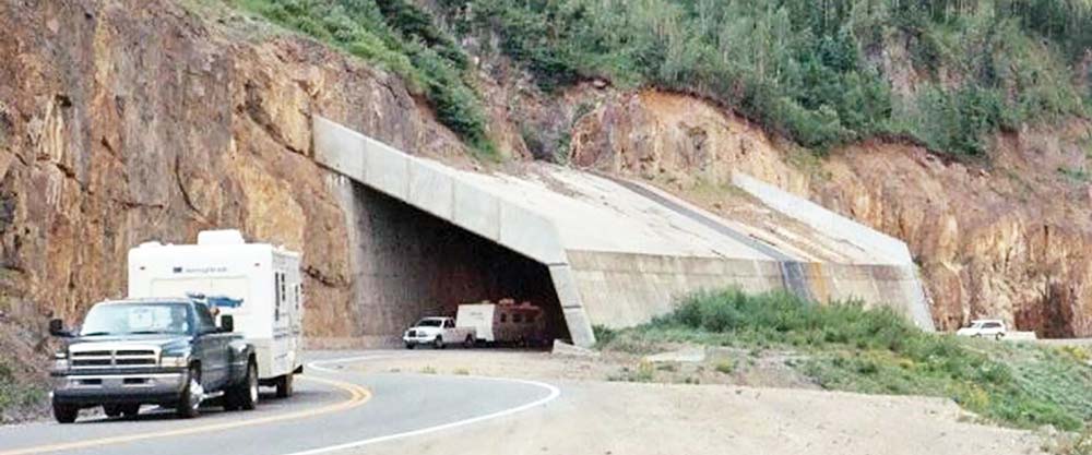 पहिरो छल्न राजमार्गमा छानो