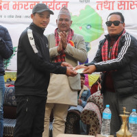 गोदाममा लुकाएर राखिएका १३४ बोरा मल प्रहरी नियन्त्रणमा