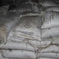 आगलागीपीडितलाई मन्त्री हाङ्गामको आर्थिक सहयोग