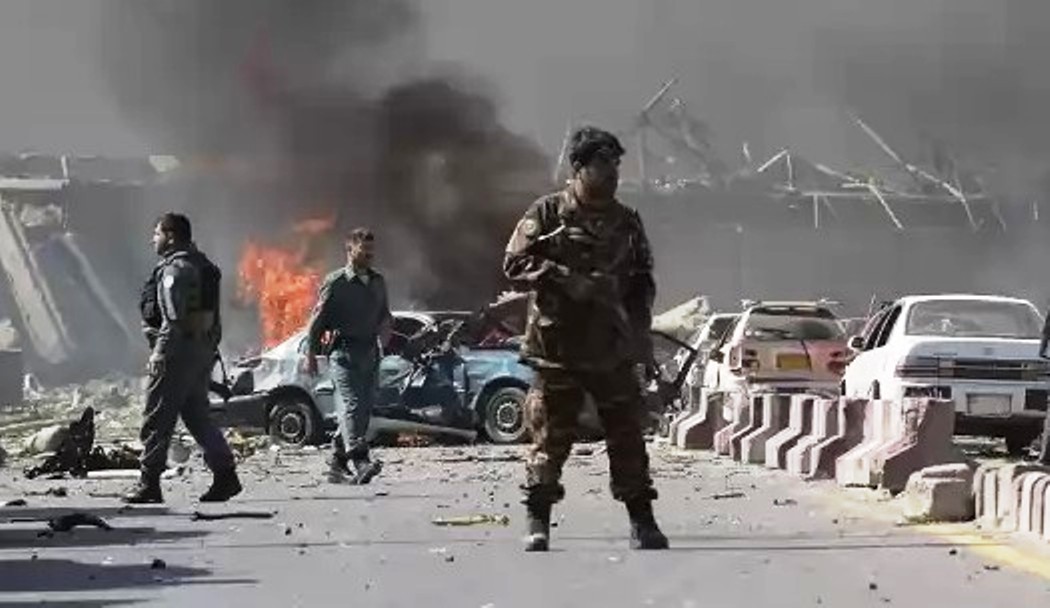 अफगानिस्तान हवाइ आक्रमणमा पाकिस्तानको संलग्नता नरहेको दाबी, अफगानिस्तानद्वारा ‘जवाफी कारबाही’ गर्ने चेतावनी