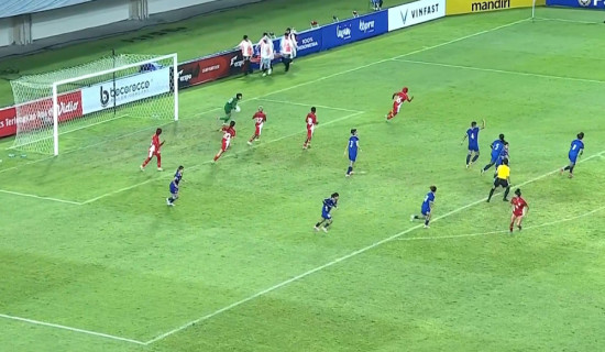 बजारबाट गाउँ फर्किएर सुन्तला खेतीमा योगेन्द्रमान शेरचन