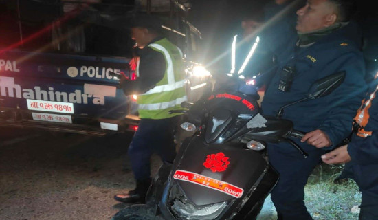 सवारी दुर्घटनामा पाँच जना घाइते