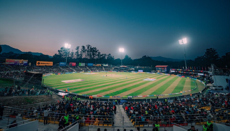 सुदूरपश्चिम टस जितेर बलिङ गर्दै