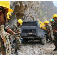 मन्त्रीदेखि ‘सेलिब्रेटी’ सम्म मतदाता नामावलीमा नाम दर्ता